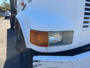 1998 Int'l 4700 Flat Bed Truck