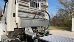 2016 Freightliner M2106 6x6 Daycab Tractor