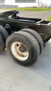 2016 Freightliner M2106 6x6 Daycab Tractor