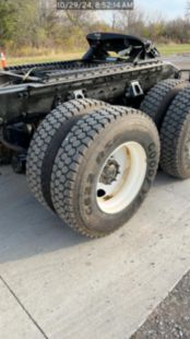 2016 Freightliner M2106 6x6 Daycab Tractor