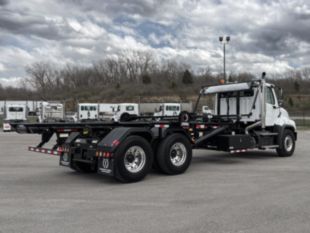 Freightliner 114SD 6x4 Galbreath U5-OR-174 Roll-Off Truck