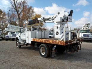 2014 Terex C4047 Digger Derrick / 2014 Ford F750 4X4