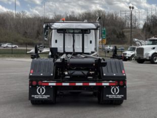 Freightliner 114SD 6x4 Galbreath U5-OR-174 Roll-Off Truck