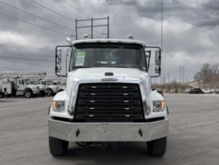 Freightliner 114SD 6x4 Galbreath U5-OR-174 Roll-Off Truck