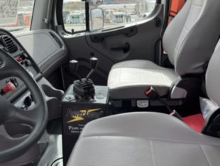 Freightliner 114SD 6x4 Galbreath U5-OR-174 Roll-Off Truck