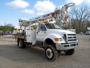 2014 Terex C4047 Digger Derrick / 2014 Ford F750 4X4