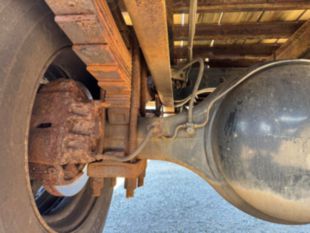 1998 Int'l 4700 Flat Bed Truck