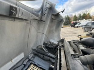 Versalift VTP-40-NE Cable Placer on 2019 Ford F750 4x2