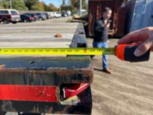 1998 Int'l 4700 Flat Bed Truck