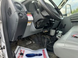 Versalift VTP-40-NE Cable Placer on 2019 Ford F750 4x2