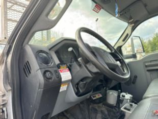 Versalift VTP-40-NE Cable Placer on 2019 Ford F750 4x2