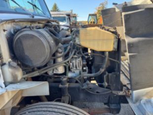 1998 Int'l 4700 Flat Bed Truck