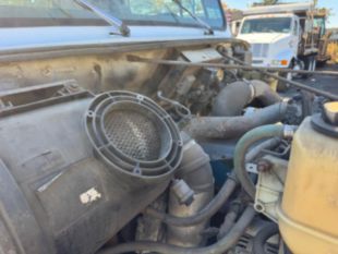 1998 Int'l 4700 Flat Bed Truck