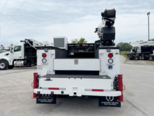 Ford F550 4x4 Load King Voyager I Service Truck w/ Stinger 7526 Crane