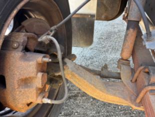 1998 Int'l 4700 Flat Bed Truck