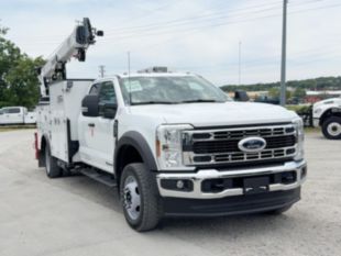 Ford F550 4x4 Load King Voyager I Service Truck w/ Stinger 7526 Crane