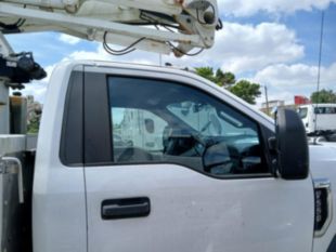 2017 Ford F-550 Powerstroke Diesel 4x2 Versalift STP-36-NE Cable Placer Truck