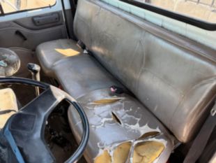 1998 Int'l 4700 Flat Bed Truck