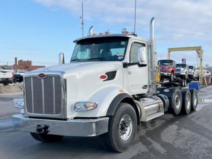 2025 Peterbilt 567 8x4 Road Tractor