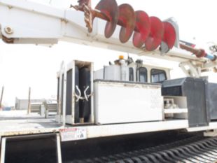 2015 PowerTraxx 15W-H Terex General 80 Tracked Digger Derrick