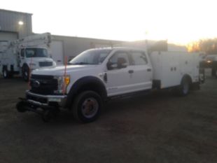 2017 Ford F-550 4x4 Crew Cab Diesel Service Truck "Rail Gear Equipped"