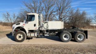 2015 Freightliner M2106 6x6 Daycab Tractor