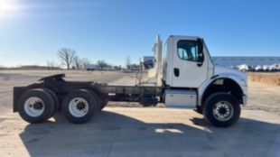 2015 Freightliner M2106 6x6 Daycab Tractor