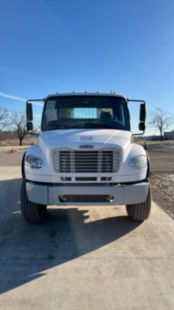 2015 Freightliner M2106 6x6 Daycab Tractor