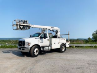 2019 Ford F-750 4x2 Versalift VTP-40-NE Cable Placer