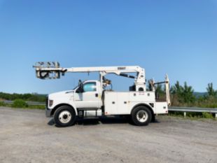 2019 Ford F-750 4x2 Versalift VTP-40-NE Cable Placer