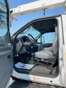 2019 Ford F-750 4x2 Versalift VTP-40-NE Cable Placer