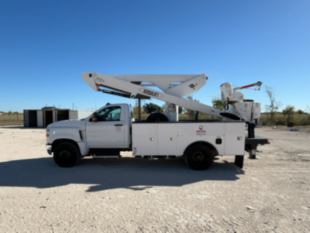 2023 Chevrolet 5500 4x2 Versalift VST-47-MHI Bucket Truck