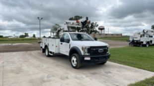 2018 Ford F550 4x2 Versalift STP-36-NE Cable Placer