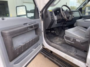 2016 Ford F-350 4x4 Hi-Rail Pickup