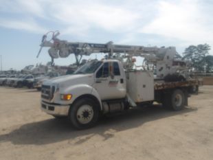 2015 Ford F-750 Diesel 4x2 Terex Commander 4047 Digger Derrick Truck