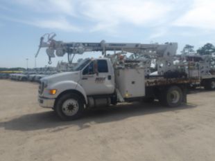 2015 Ford F-750 Diesel 4x2 Terex Commander 4047 Digger Derrick Truck