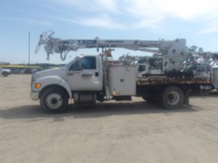 2015 Ford F-750 Diesel 4x2 Terex Commander 4047 Digger Derrick Truck