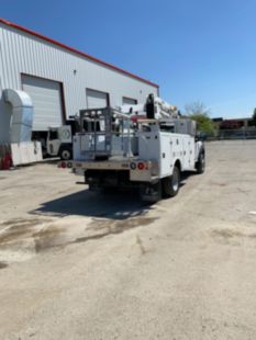 2017 Ford F-550 4x2 Versalift STP-36-NE Cable Placer