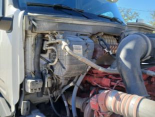 2023 Peterbilt 579 80" Ultraloft Sleeper Truck