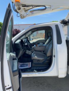 2017 Ford F-550 4x2 Versalift STP-36-NE Cable Placer