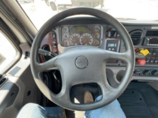 2019 Freightliner M2106 6x6 Daycab Tractor