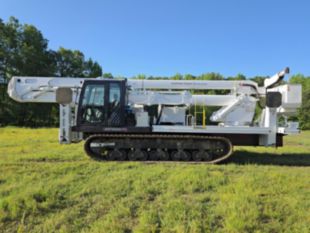 2022 Morooka MST3500VDL+ 2013 Terex Utilities TM105 Tracked Bucket