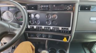 2019 Kenworth T800 8x4 Ox Bodies 17 Ft. Dump Truck