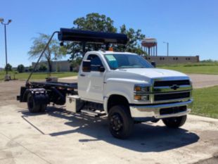 2023 Chevrolet 6500 4x4 Galbreath WT-1216X Roll-Off Truck