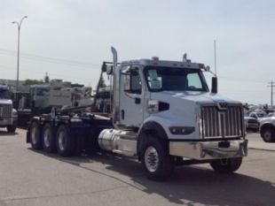 2024 Western Star 49X 8x6 Palfinger T60 Hook Lift Truck