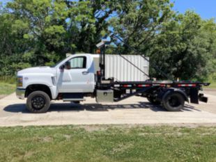 2023 Chevrolet 6500 4x4 Galbreath WT-1216X Roll-Off Truck