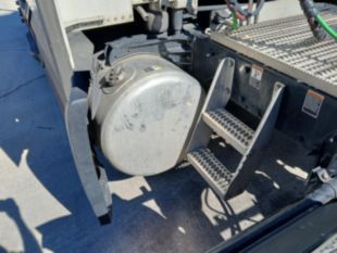 2023 Peterbilt 579 80" Ultraloft Sleeper Truck