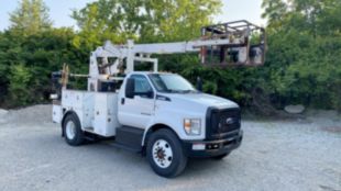 2019 Ford F750 4x2 Versalift VTP-40-NE Cable Placer