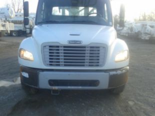 2014 Freightliner M2 Diesel 4x2 Terex Commander 4047 Digger Derrick Truck