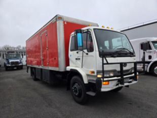 2000 UD 300 Diesel 4x2 Box Truck